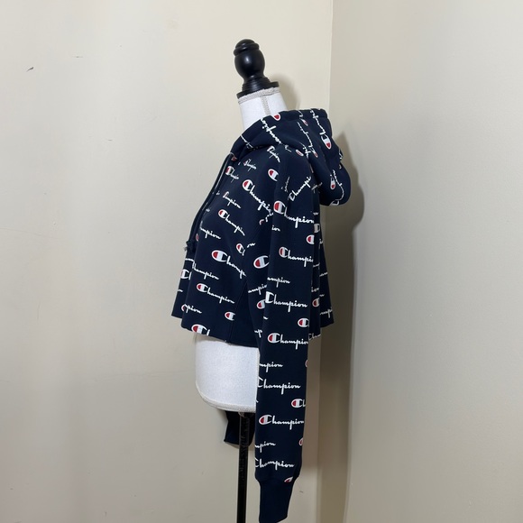 NWOT Champion Reverse Weave All Over Logo Print Crop Pullover Hoodie  Sz… - Picture 4 of 7